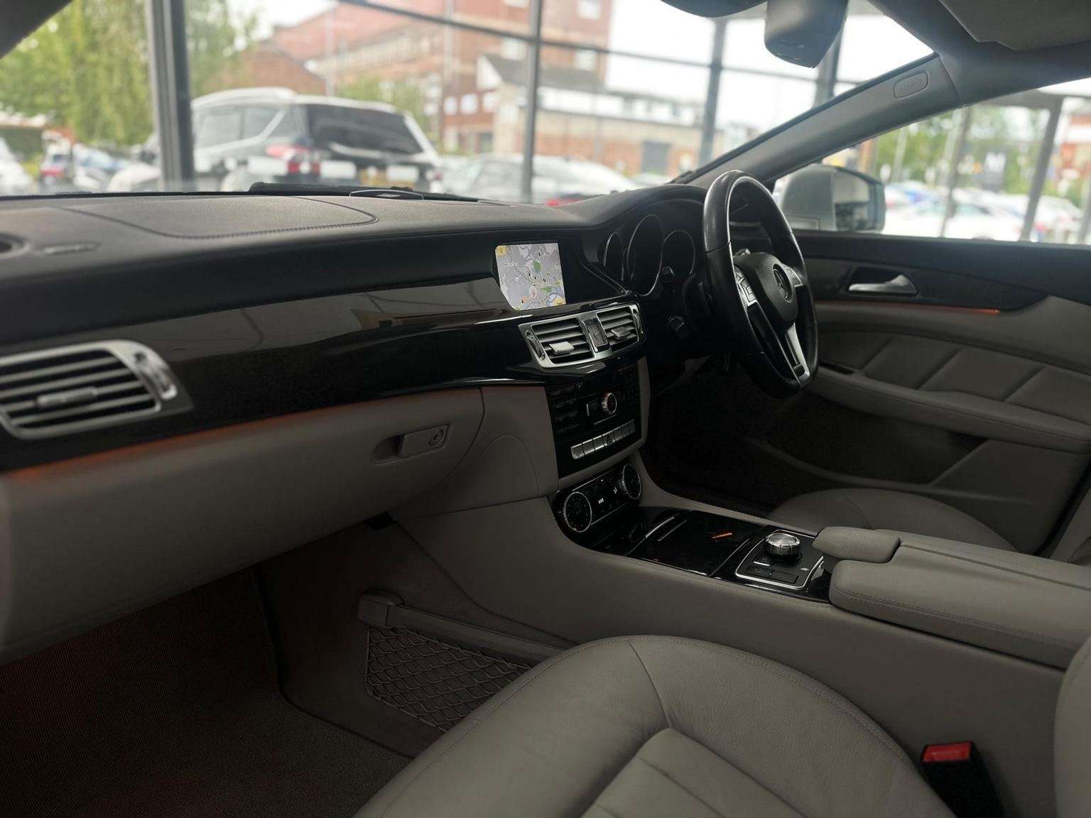 2011 MERCEDES-BENZ CLS 2011 MERCEDES-BENZ CLS