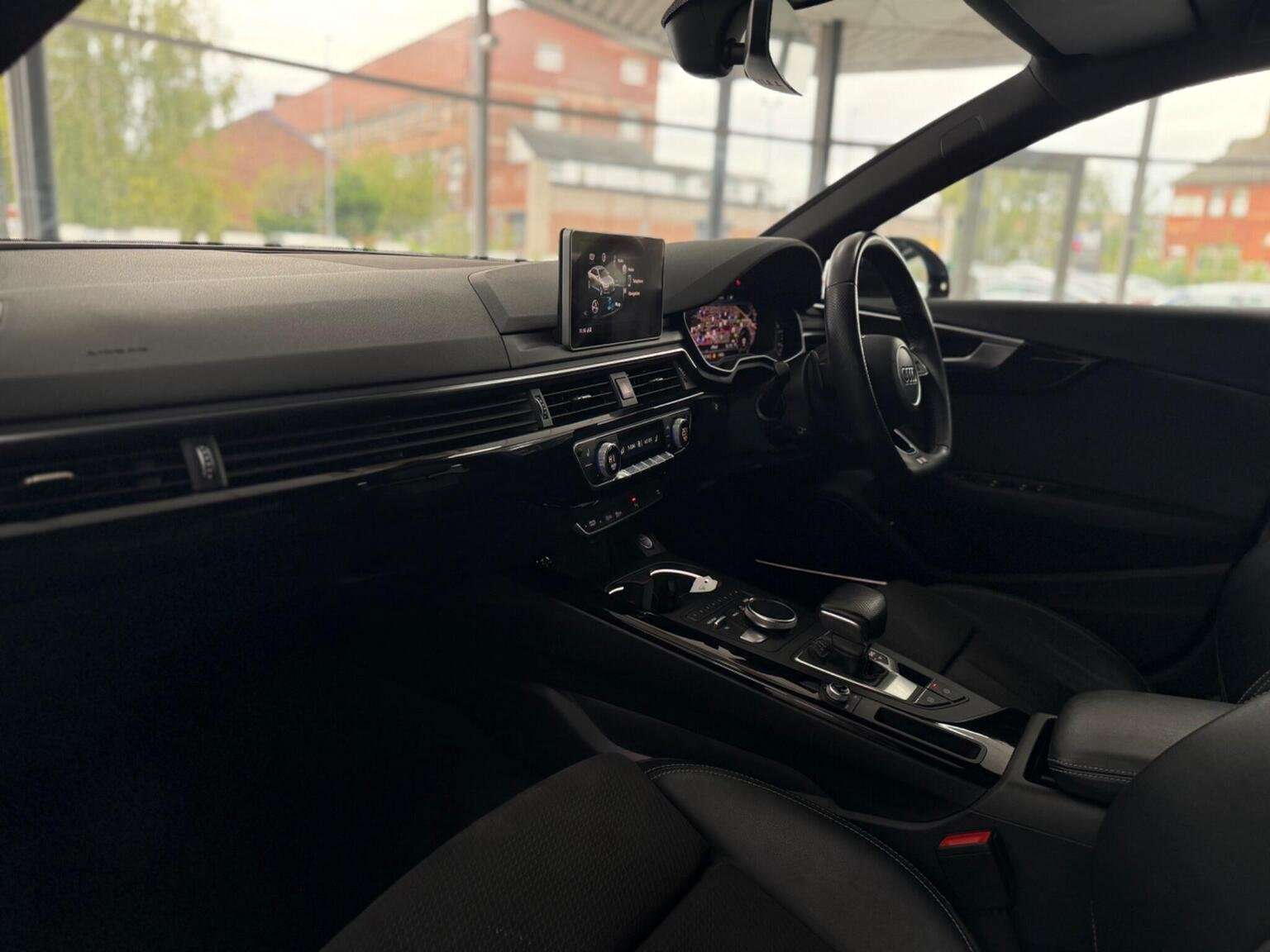 2018 AUDI A4 2018 AUDI A4