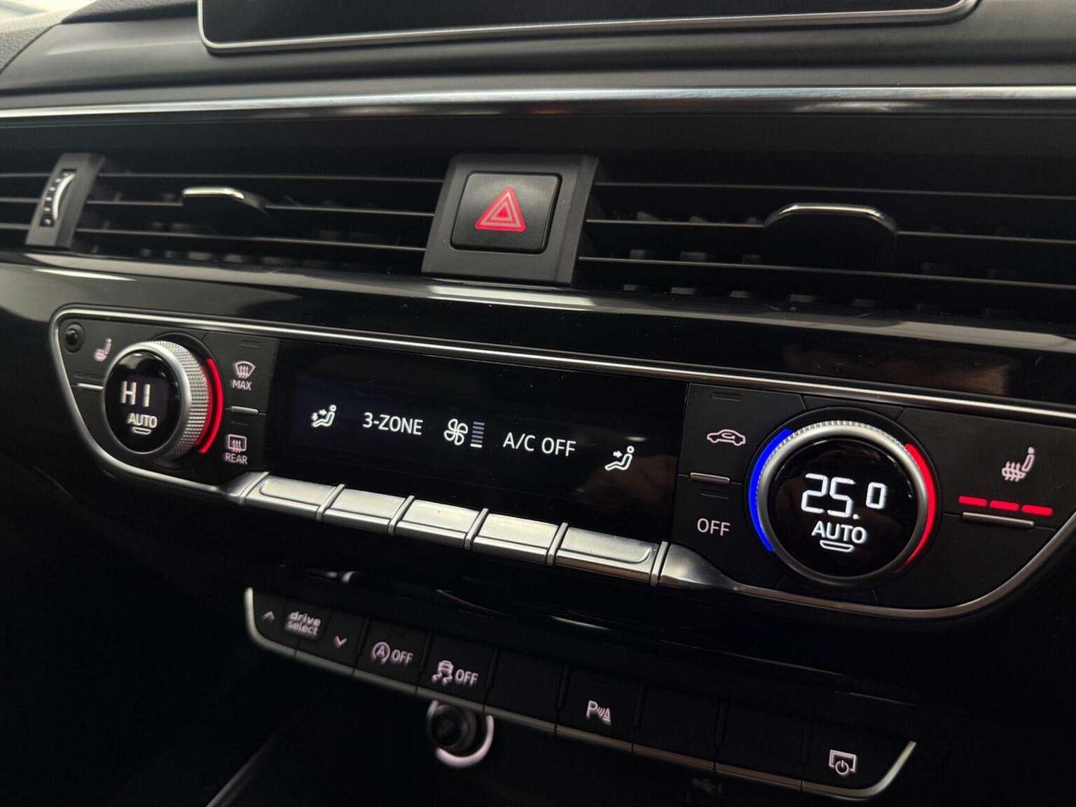 2018 AUDI A4 2018 AUDI A4