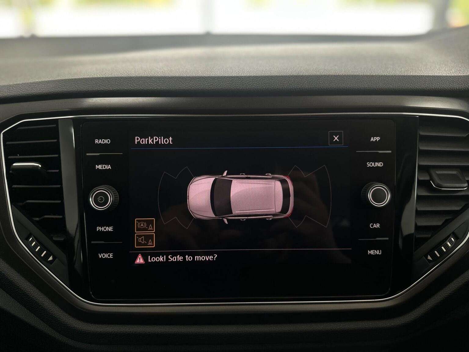 2019 VOLKSWAGEN T-ROC 2019 VOLKSWAGEN T-ROC