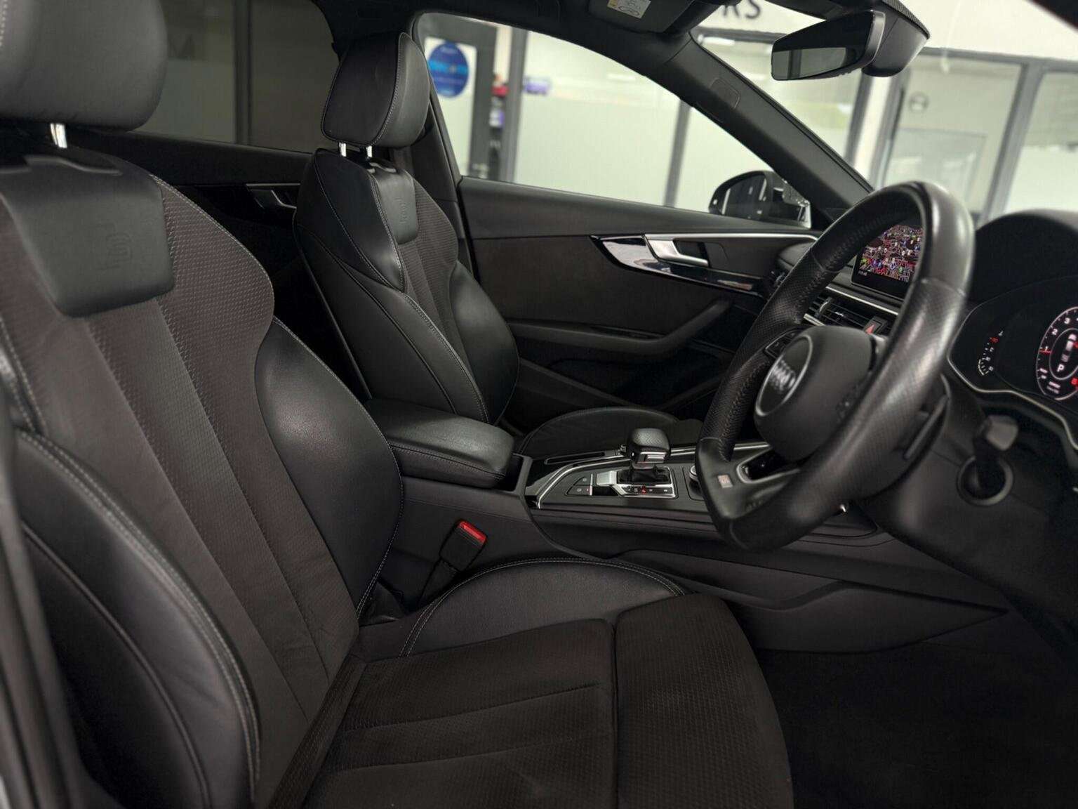 2018 AUDI A4 2018 AUDI A4