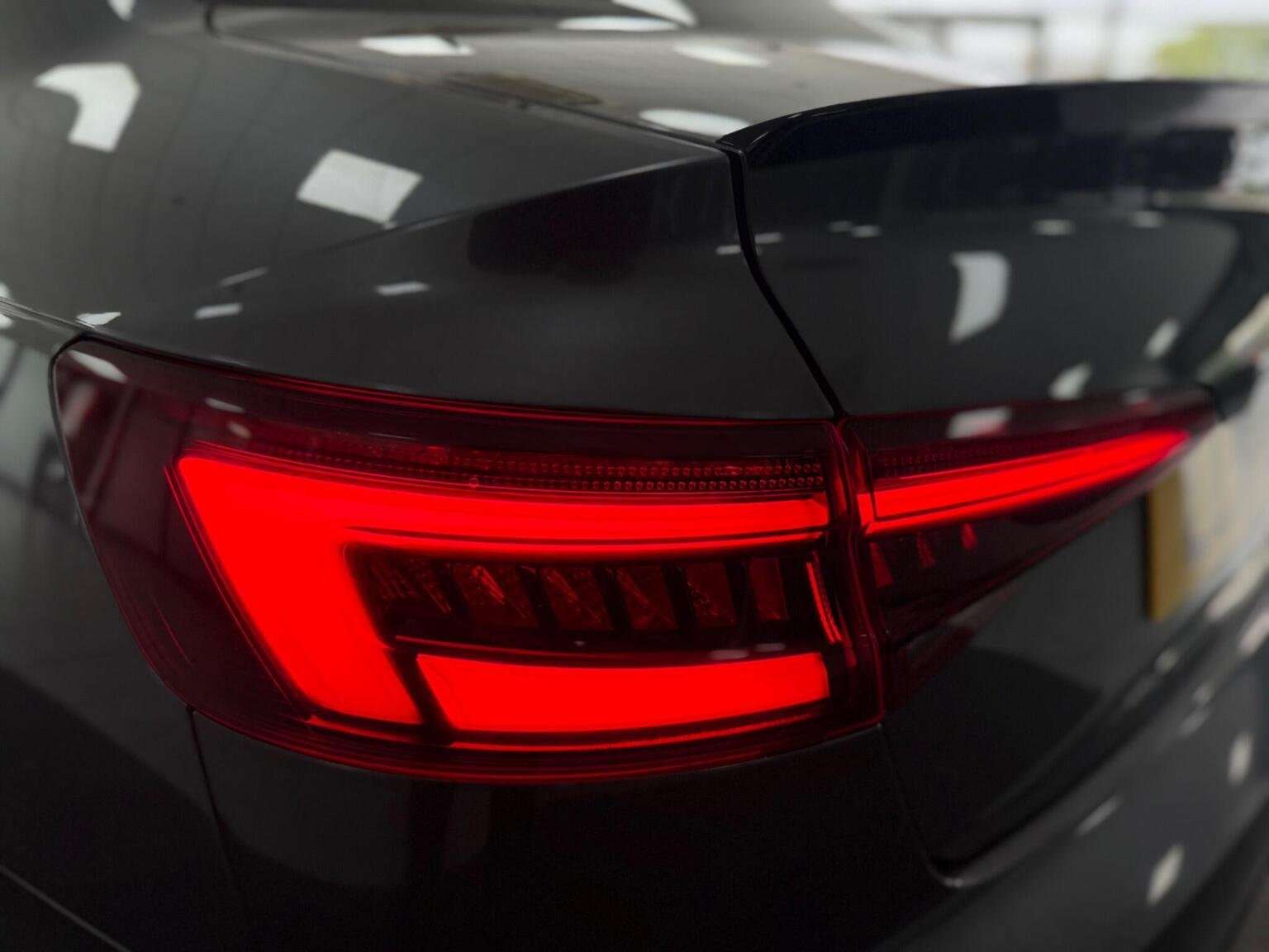 2018 AUDI A4 2018 AUDI A4