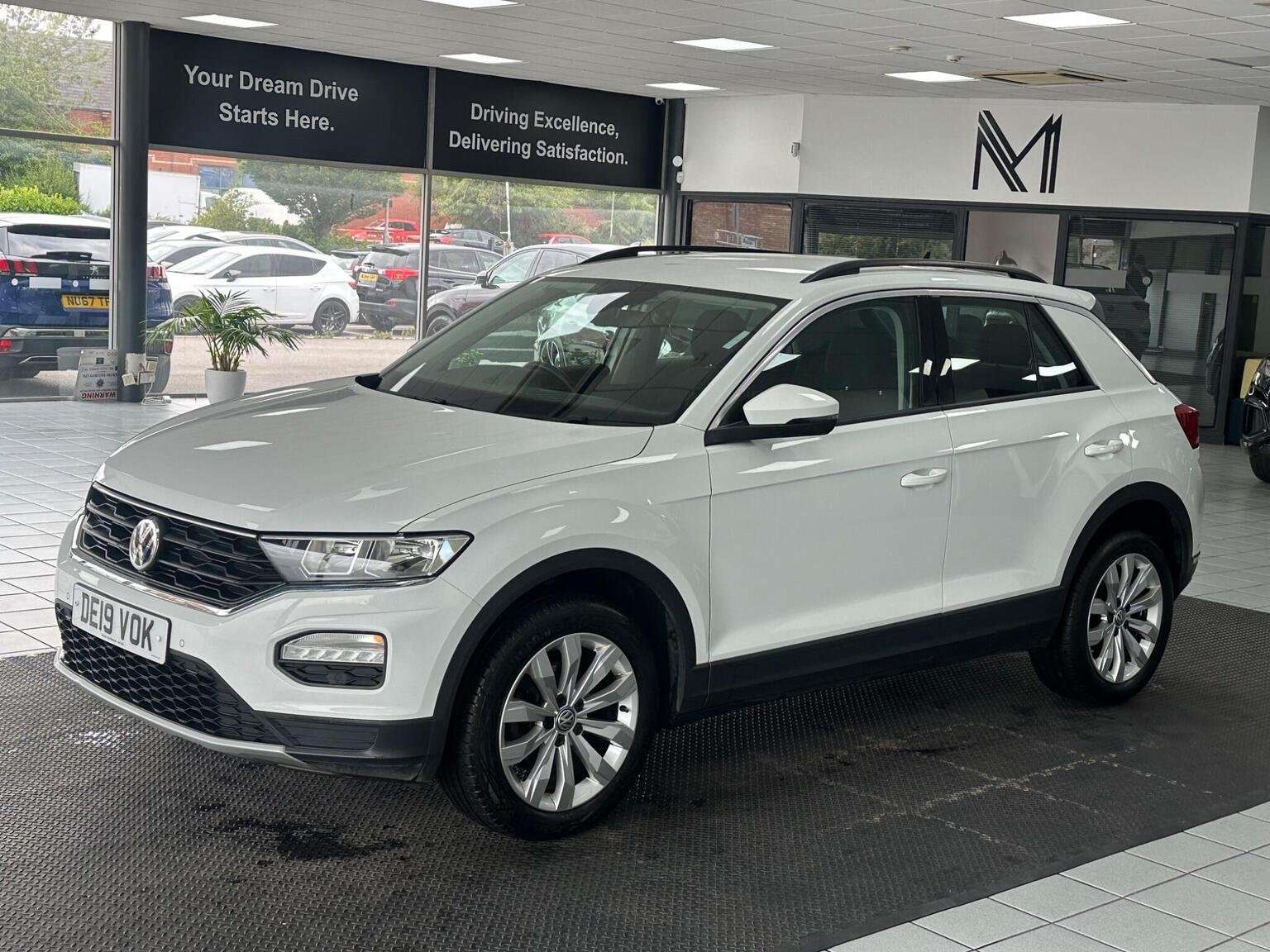 2019 VOLKSWAGEN T-ROC 2019 VOLKSWAGEN T-ROC