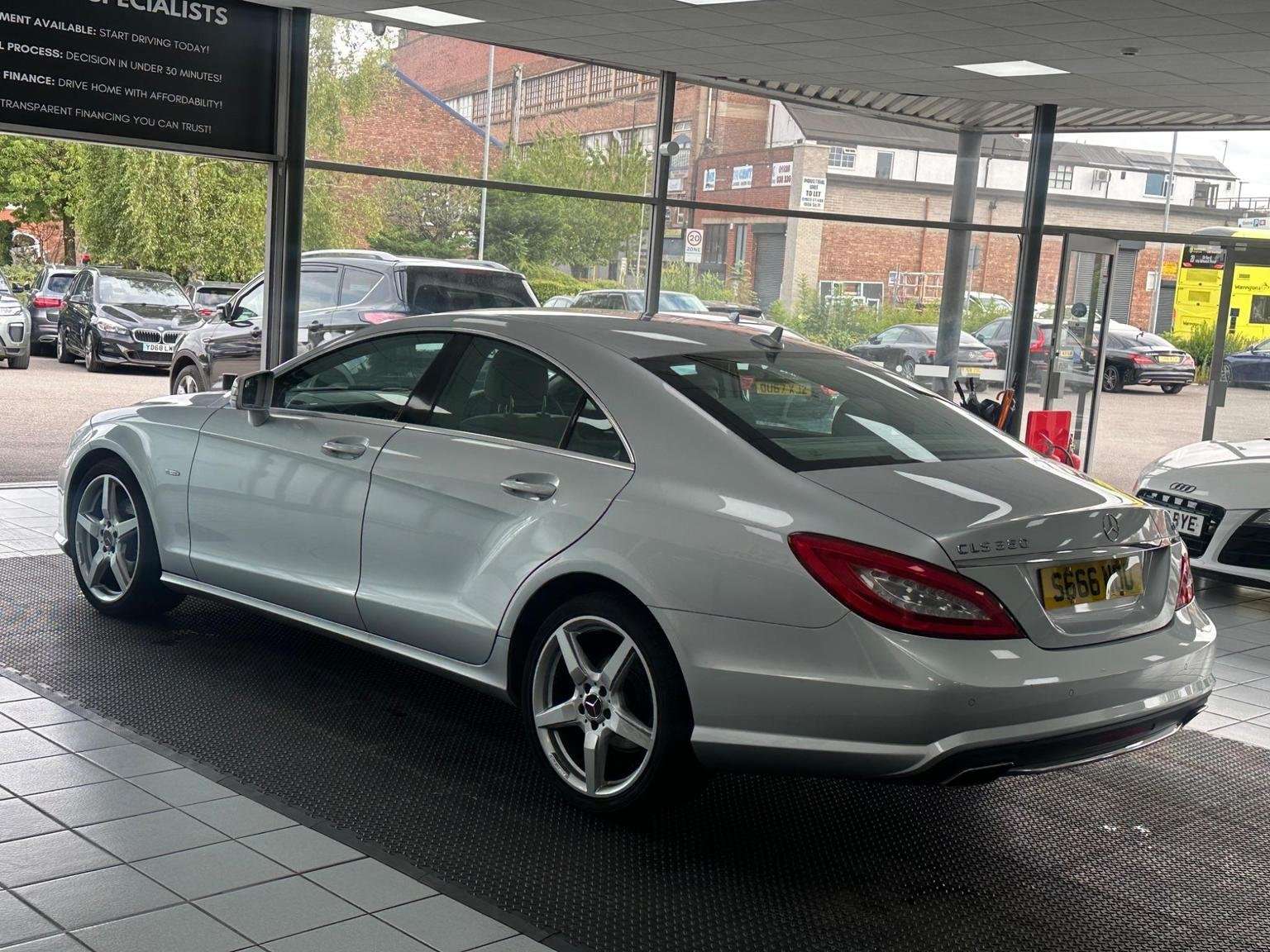 2011 MERCEDES-BENZ CLS 2011 MERCEDES-BENZ CLS