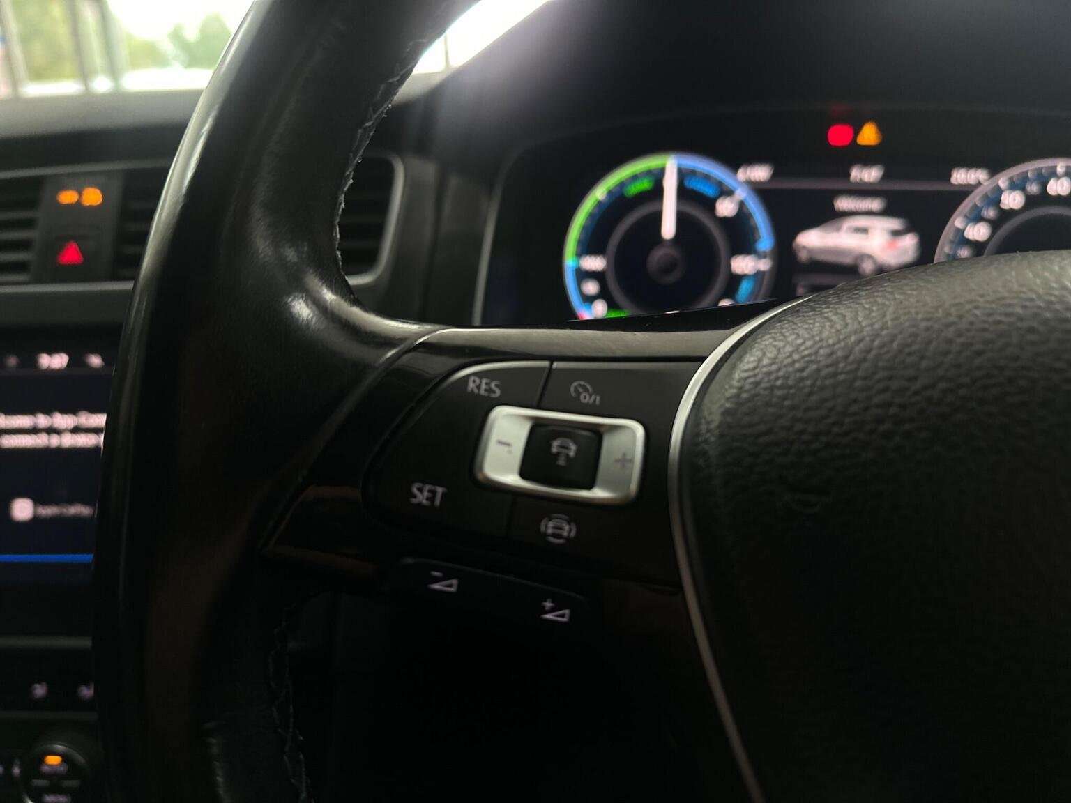 2019 VOLKSWAGEN E-GOLF 2019 VOLKSWAGEN E-GOLF